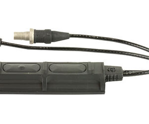 Inline power connector cable with a right-angle plug and a rectangular inline module.