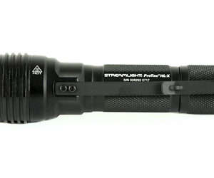 StreamlightProTac HL-X  Includes 2 CR123A lithium batteries & holster Clam Black